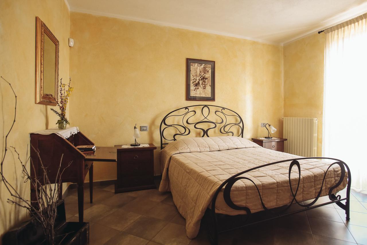 Ca' Colomba Villa San Damiano dʼAsti Kültér fotó